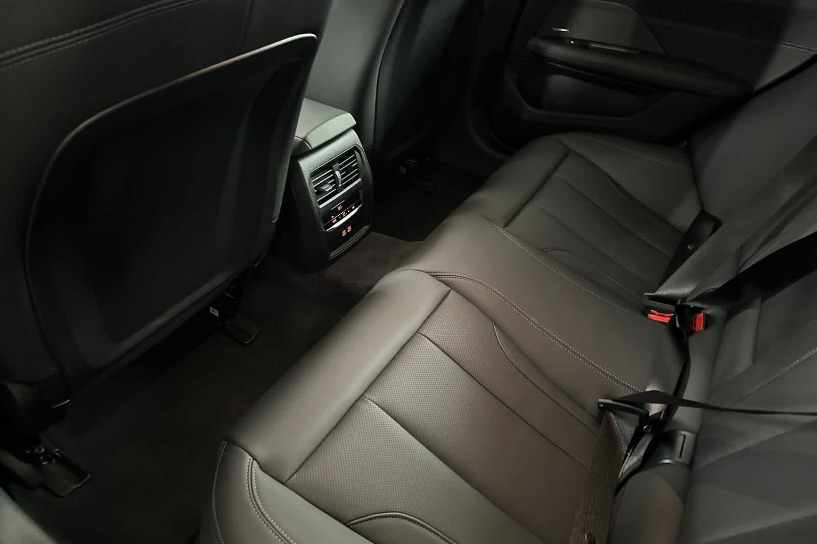 Thumbnail: 2025 BMW i4 - 4