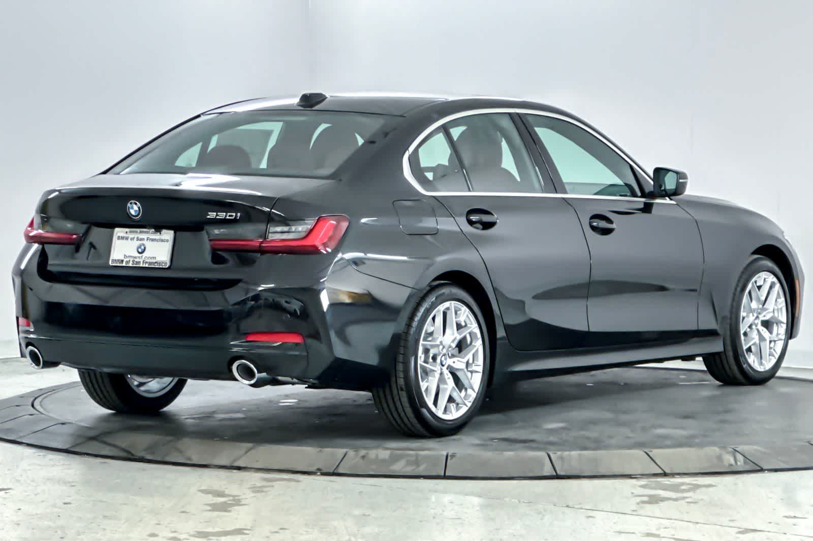 Thumbnail: 2026 BMW 3 Series - 2