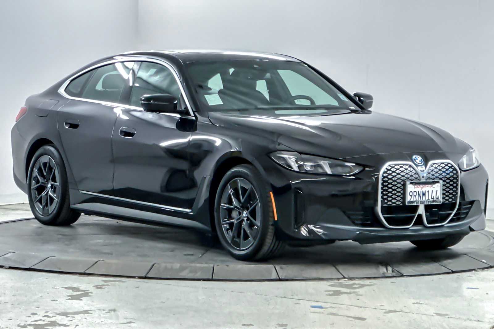 Thumbnail: 2025 BMW i4 - 9