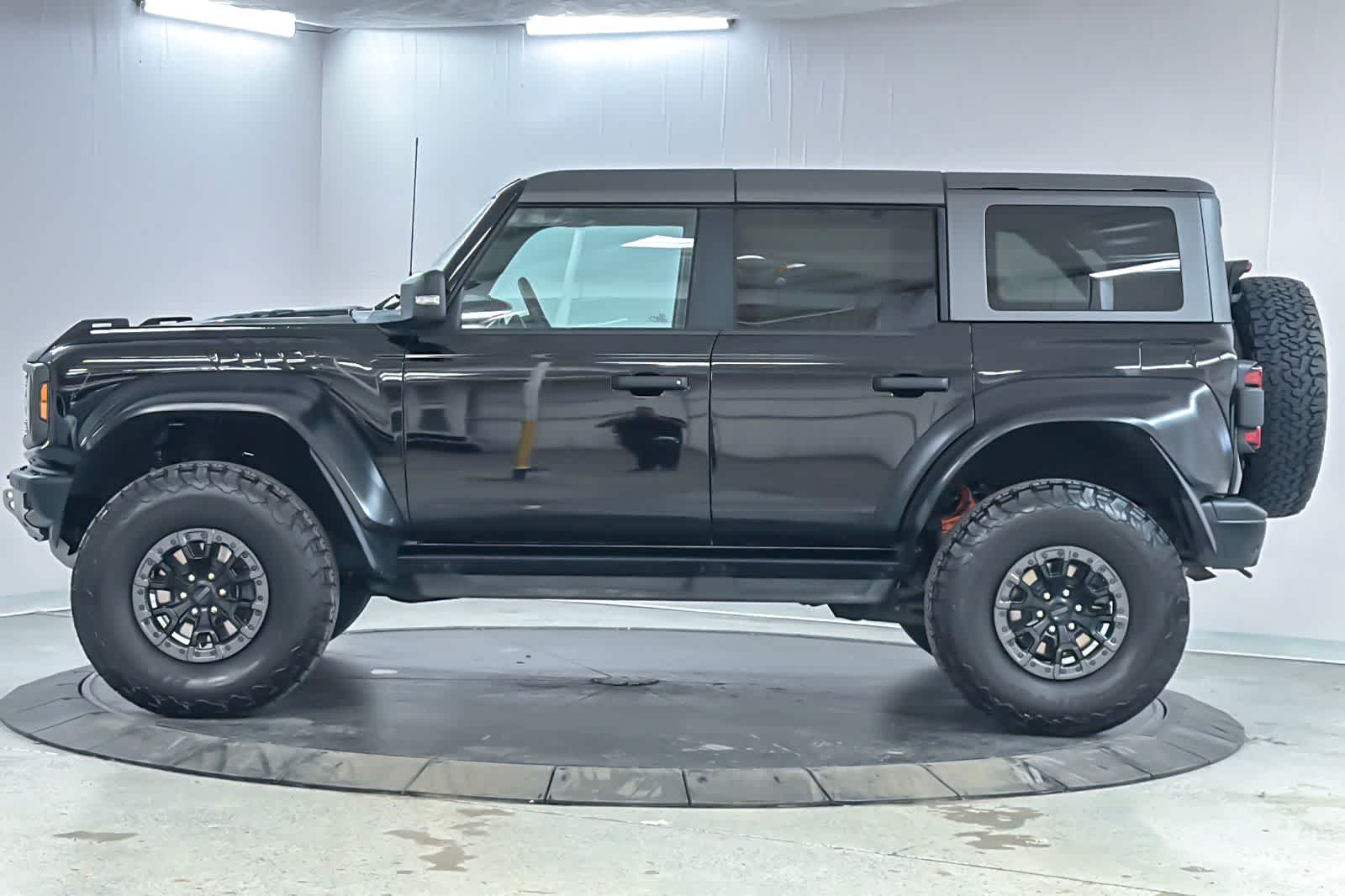 Thumbnail: 2023 Ford Bronco - 5