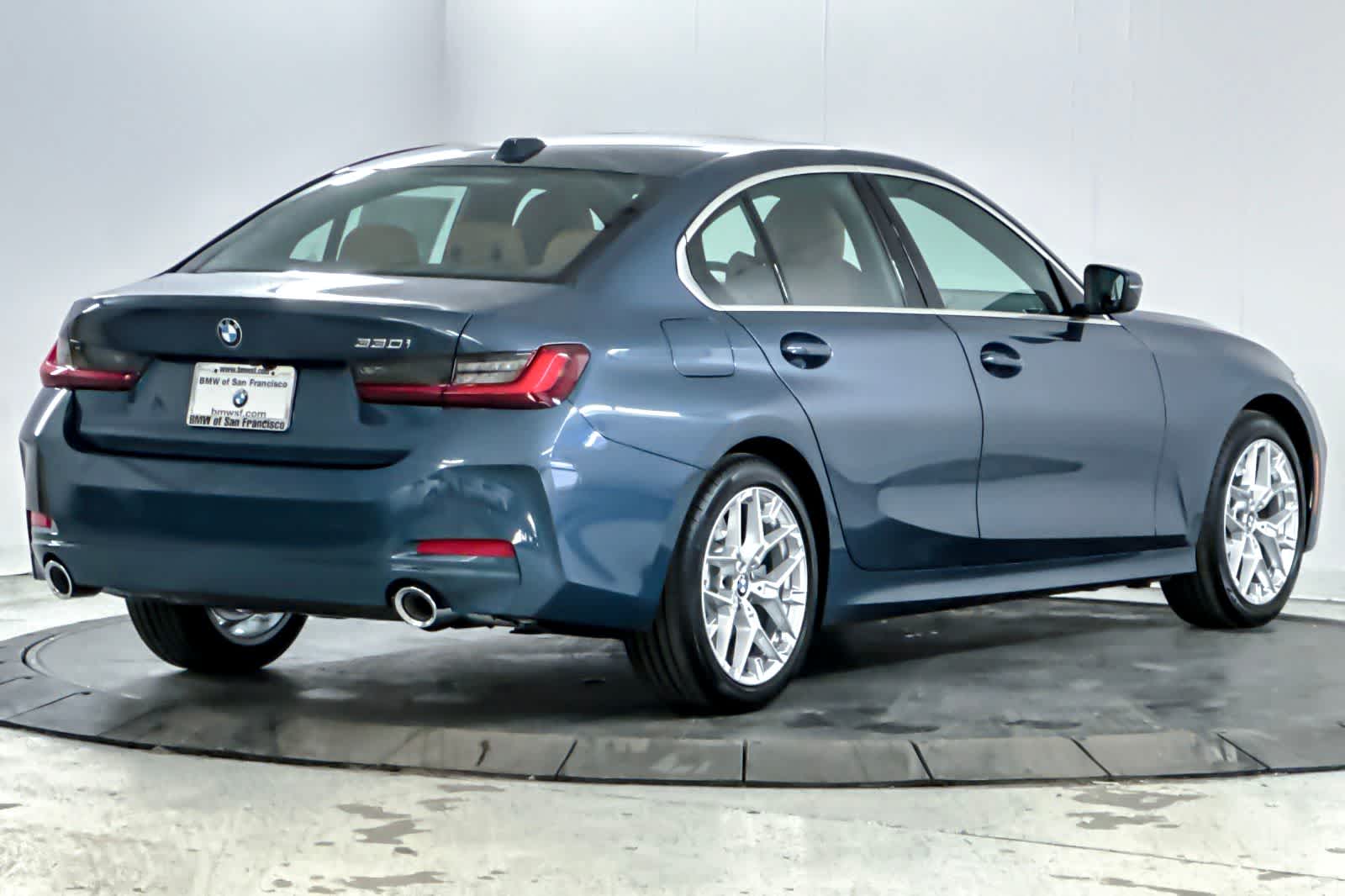 Thumbnail: 2026 BMW 3 Series - 2