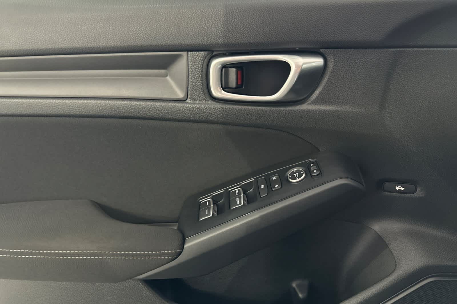 Thumbnail: 2023 Honda Civic - 12