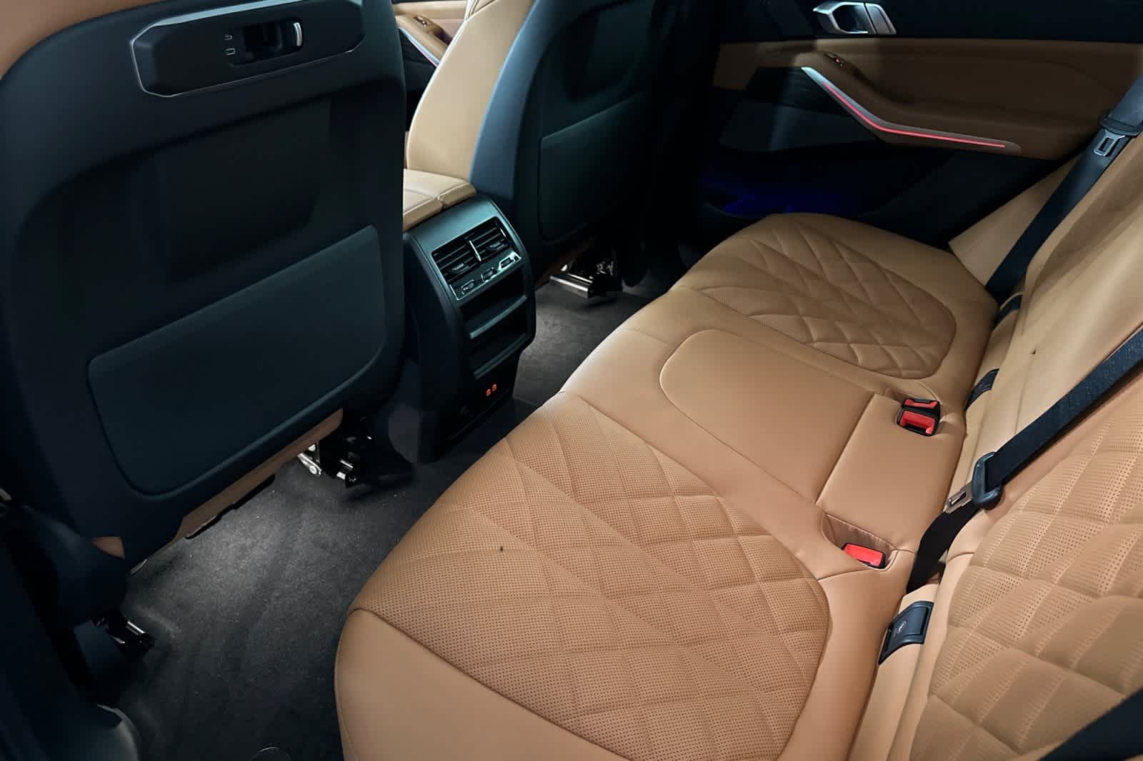 Thumbnail: 2026 BMW X5 - 4