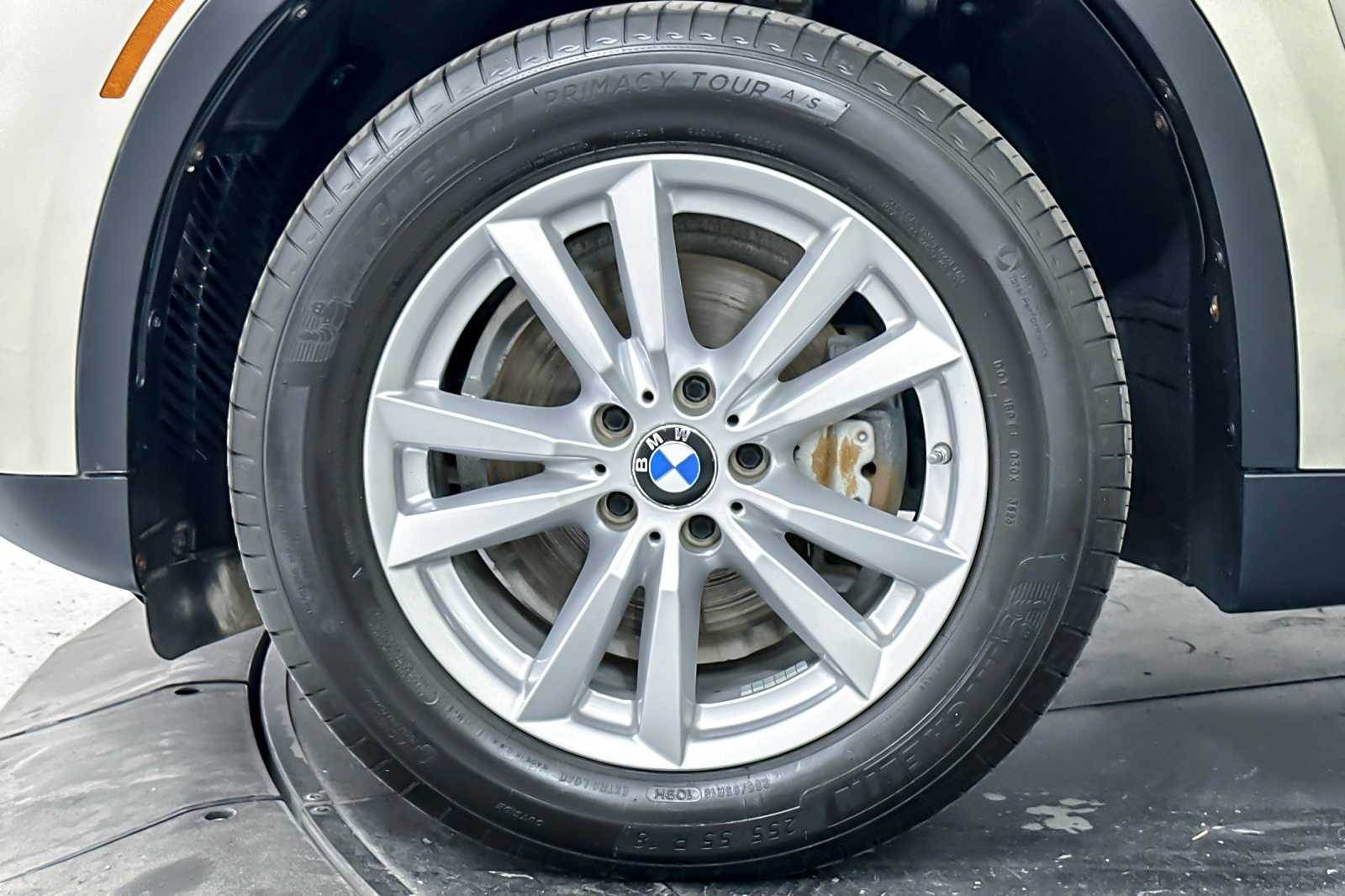 Thumbnail: 2015 BMW X5 - 27