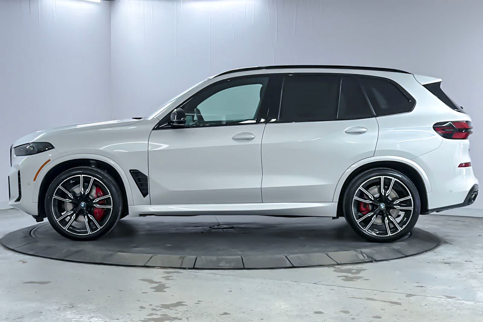 Thumbnail: 2026 BMW X5 - 5