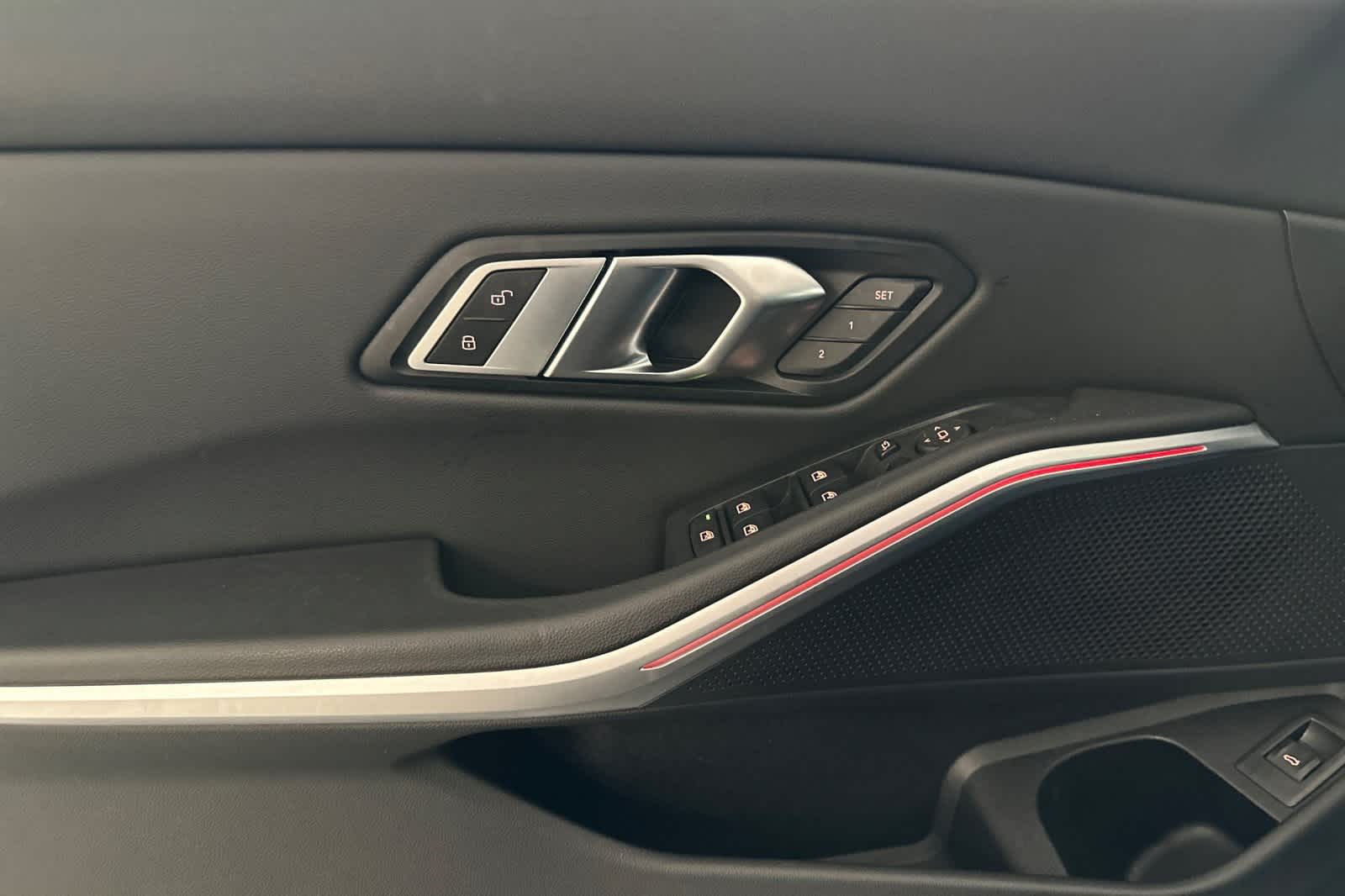 Thumbnail: 2023 BMW 3 Series - 12