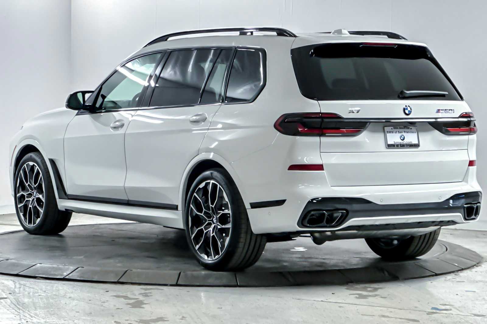 Thumbnail: 2026 BMW X7 - 6