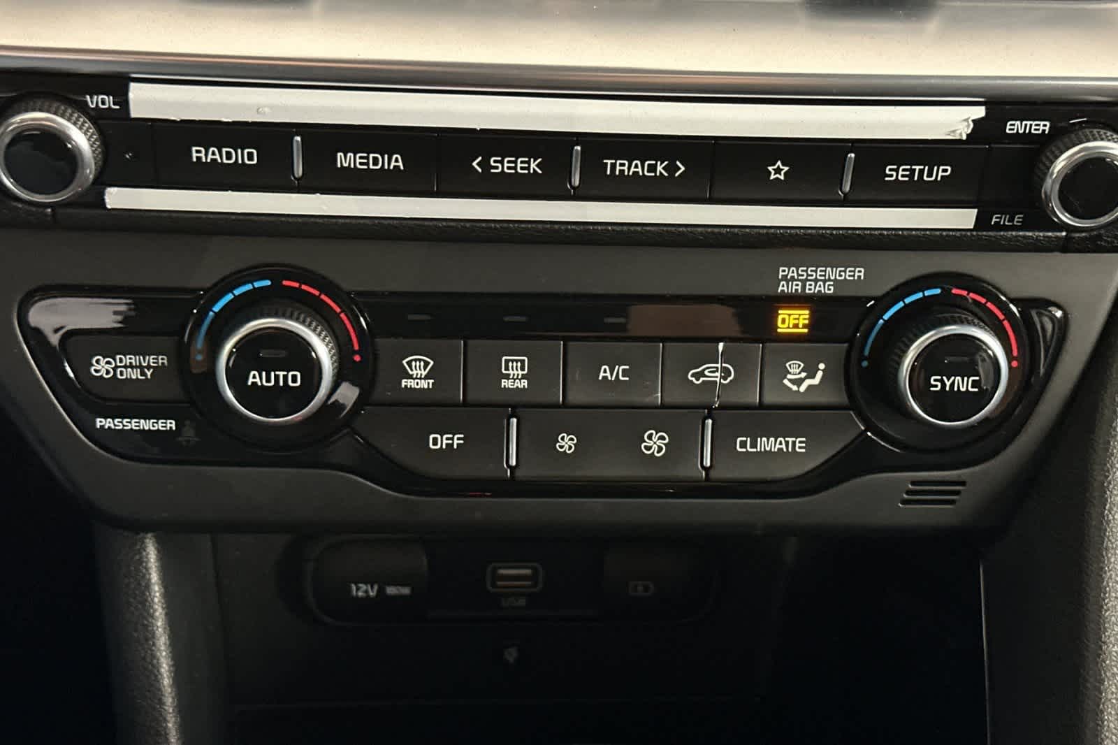 Thumbnail: 2021 Kia Niro - 20