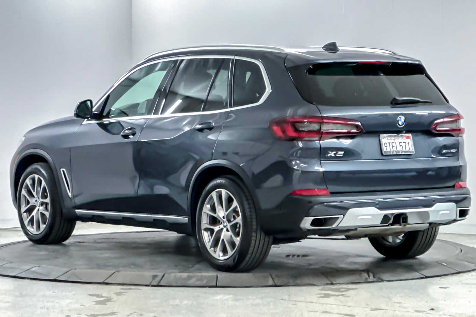 Thumbnail: 2021 BMW X5 - 6