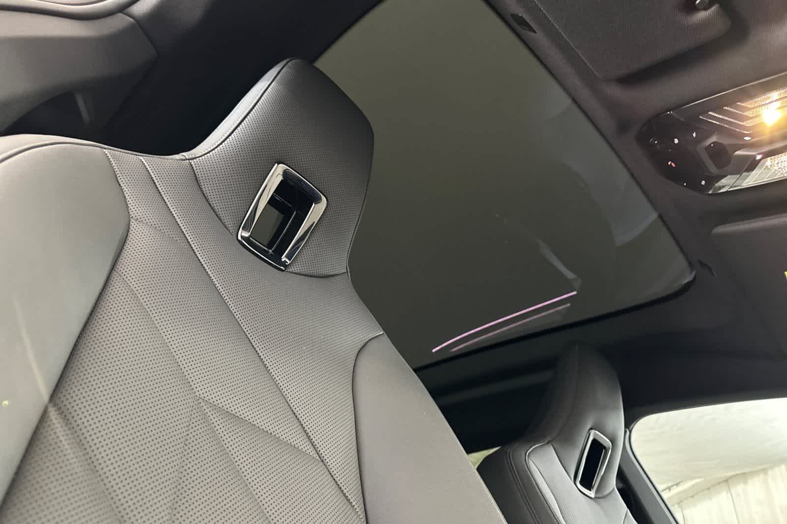 Thumbnail: 2024 BMW iX - 17