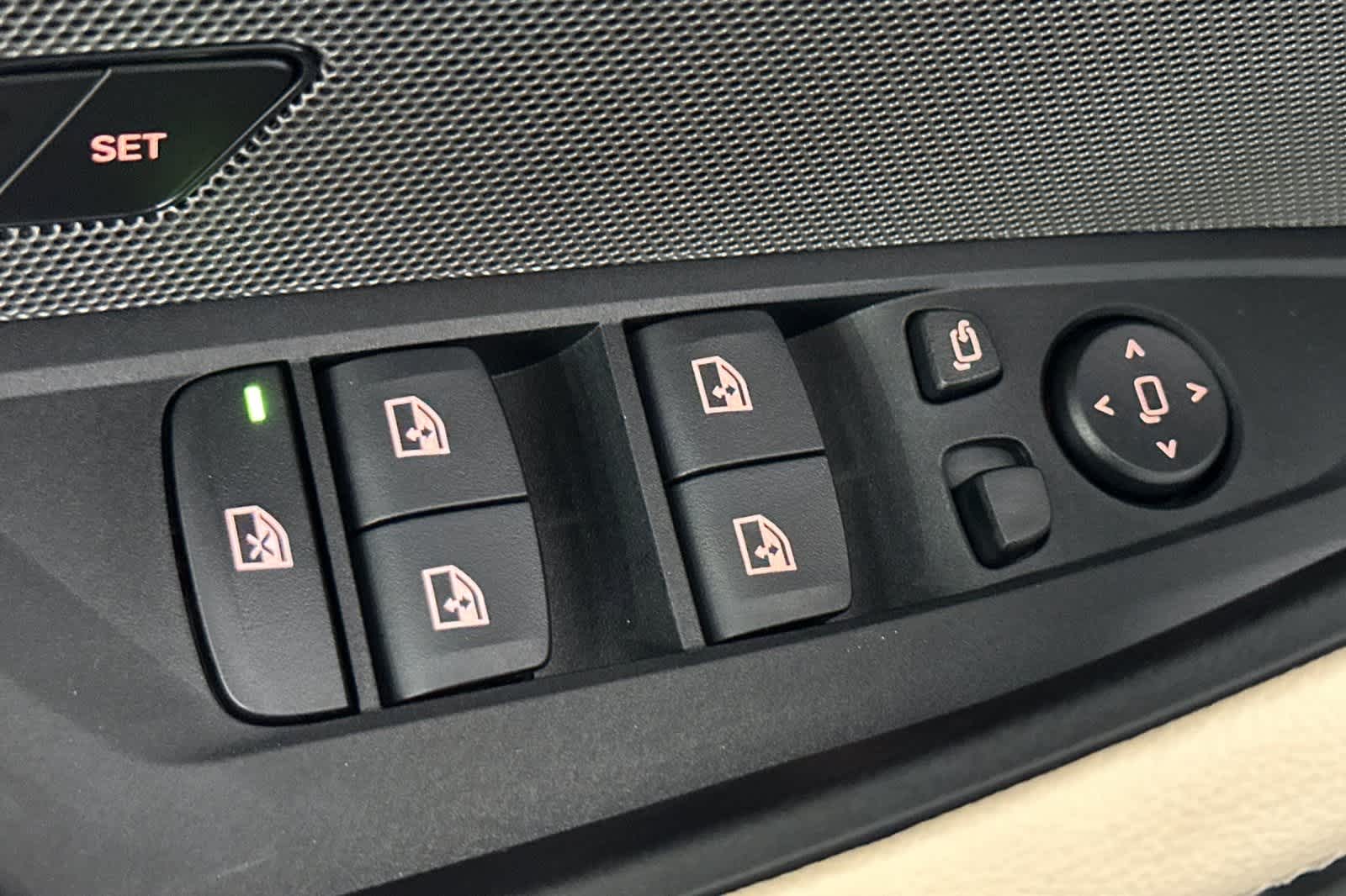 Thumbnail: 2025 BMW i4 - 13