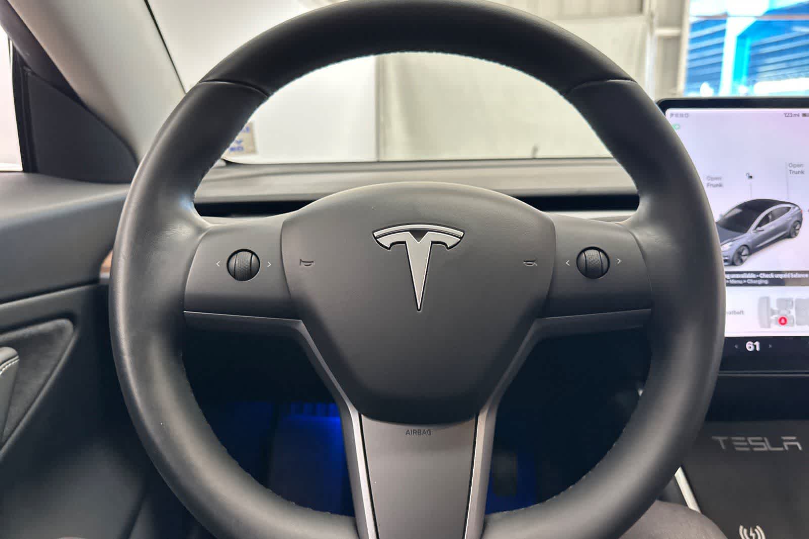 Thumbnail: 2018 Tesla Model 3 - 22