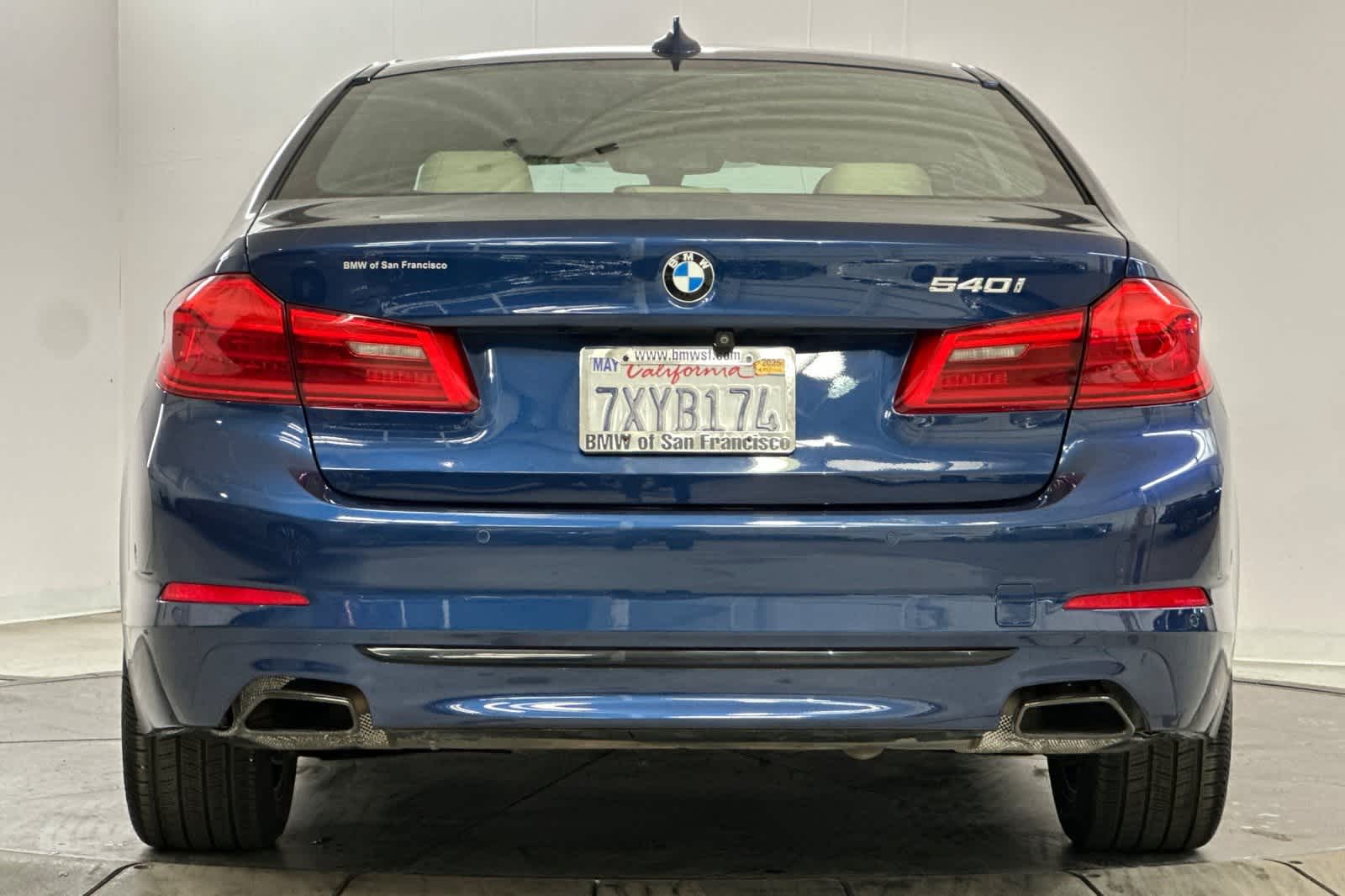 2017 BMW 5 Series 540i 7