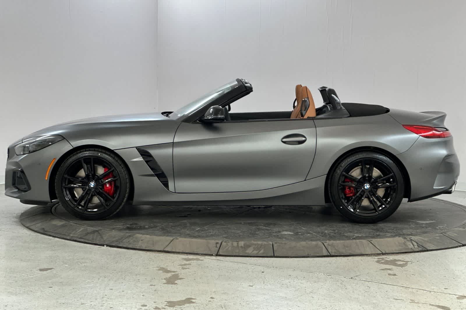 Thumbnail: 2026 BMW Z4 - 4