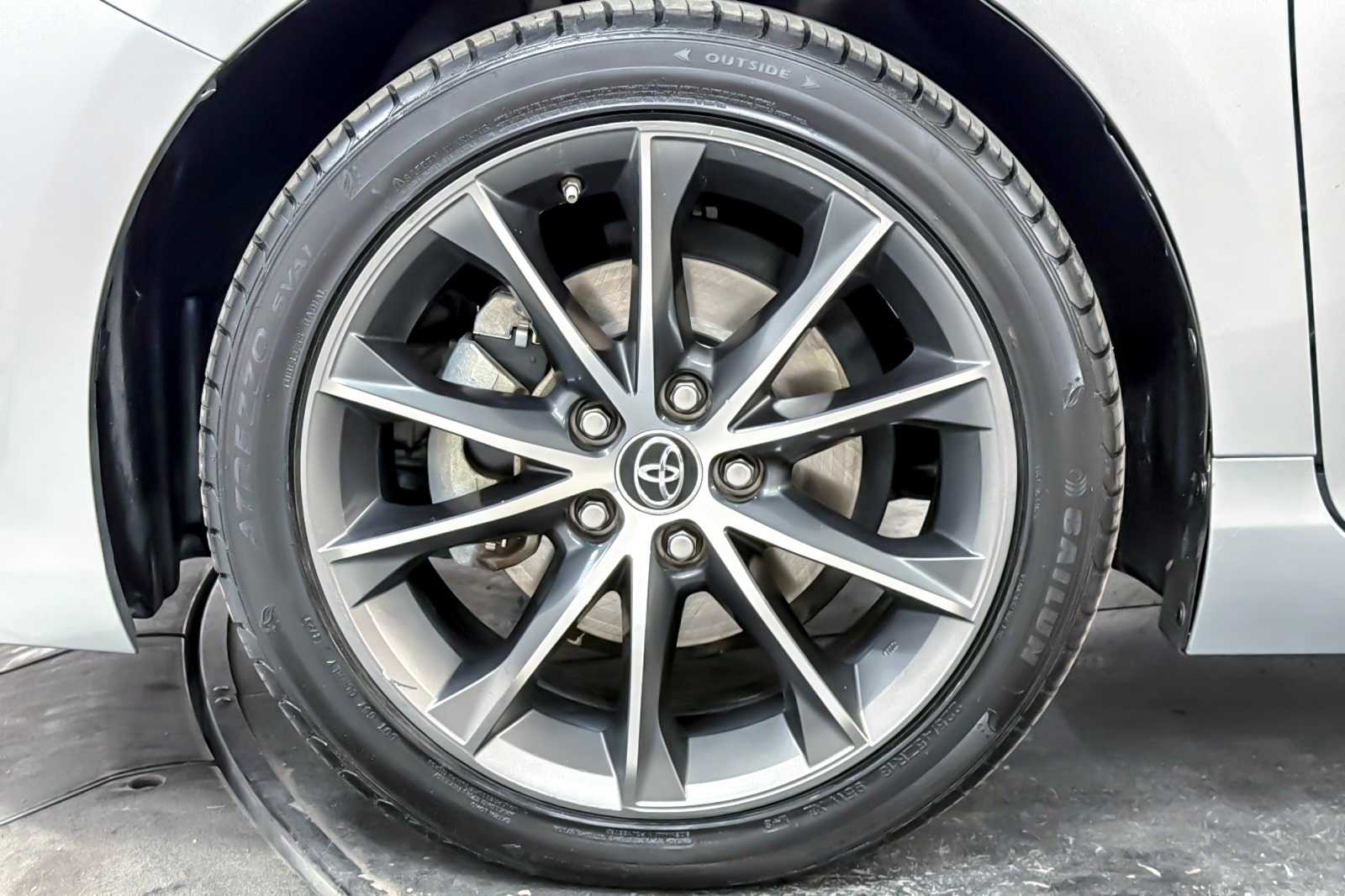 Thumbnail: 2016 Toyota Camry - 25