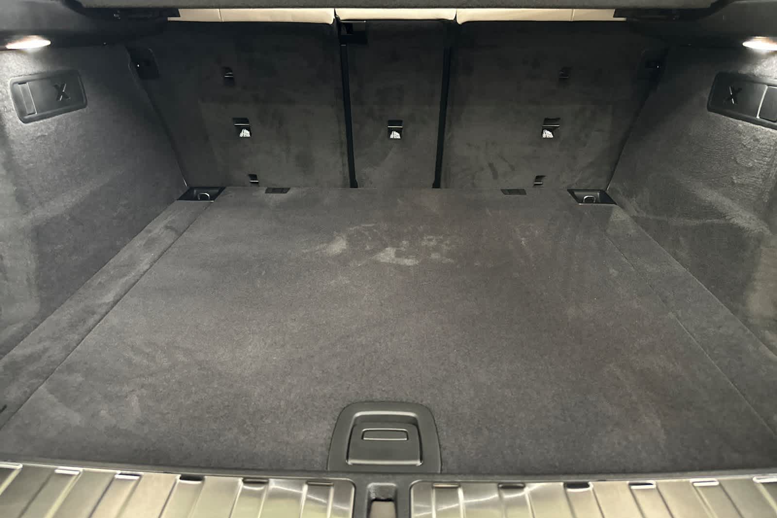 Thumbnail: 2026 BMW X6 - 15