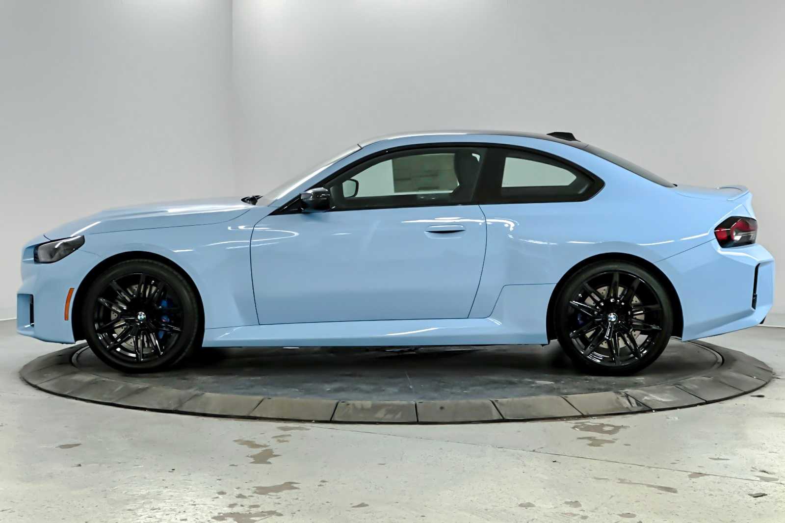 Thumbnail: 2025 BMW M2 - 5