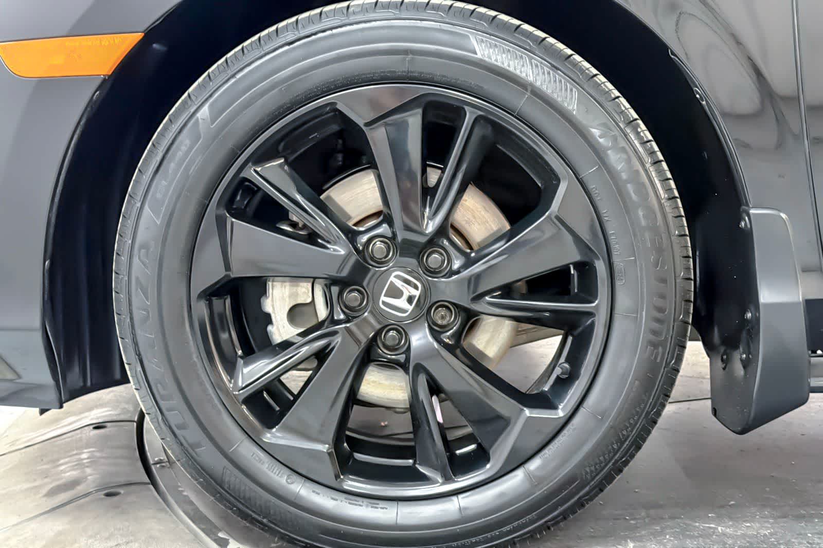 Thumbnail: 2023 Honda Odyssey - 26