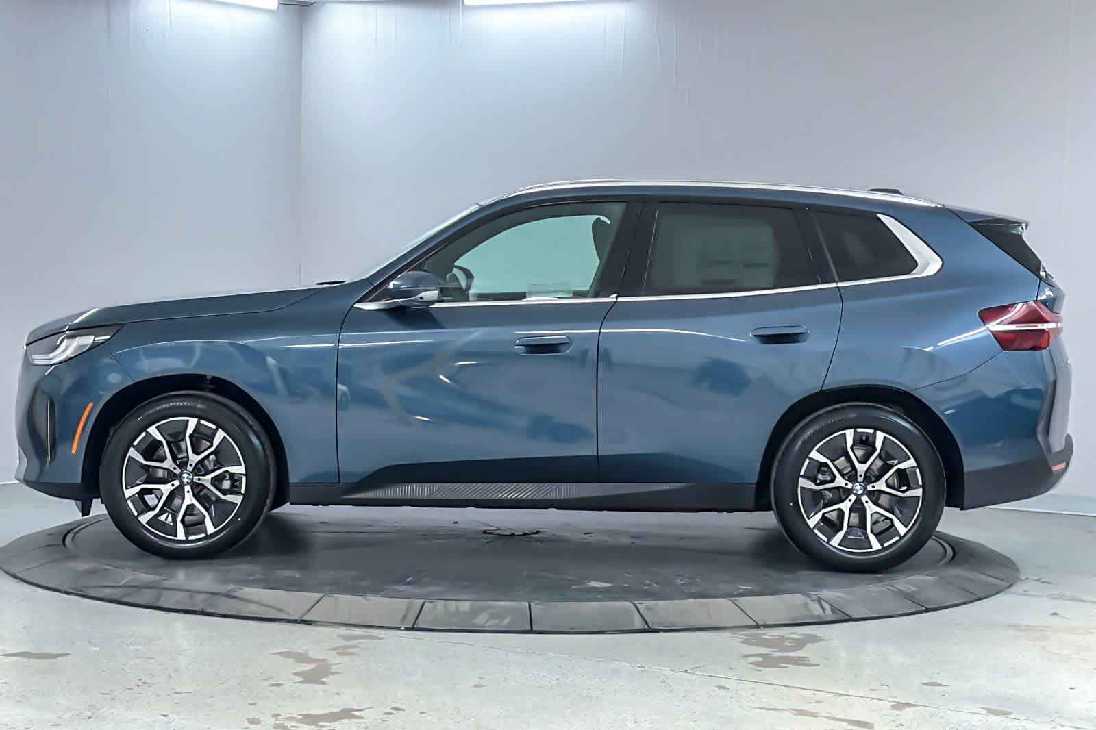 Thumbnail: 2026 BMW X3 - 5