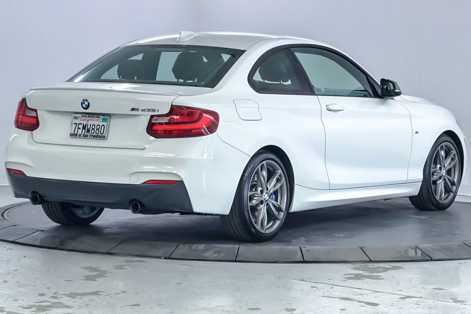 Thumbnail: 2014 BMW 2 Series - 2
