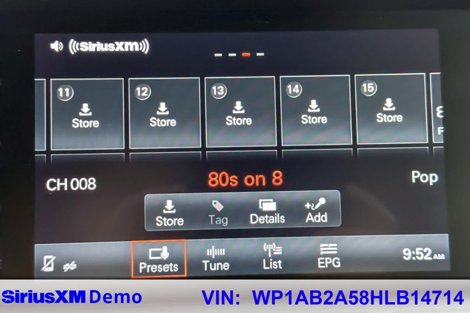 Thumbnail: 2017 Porsche Macan - 29