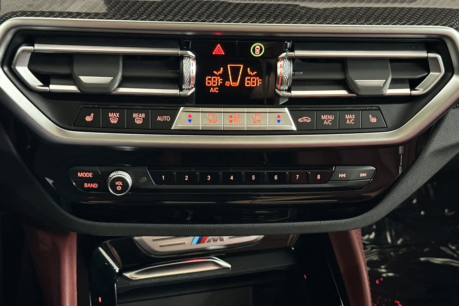 Thumbnail: 2023 BMW X4 - 21