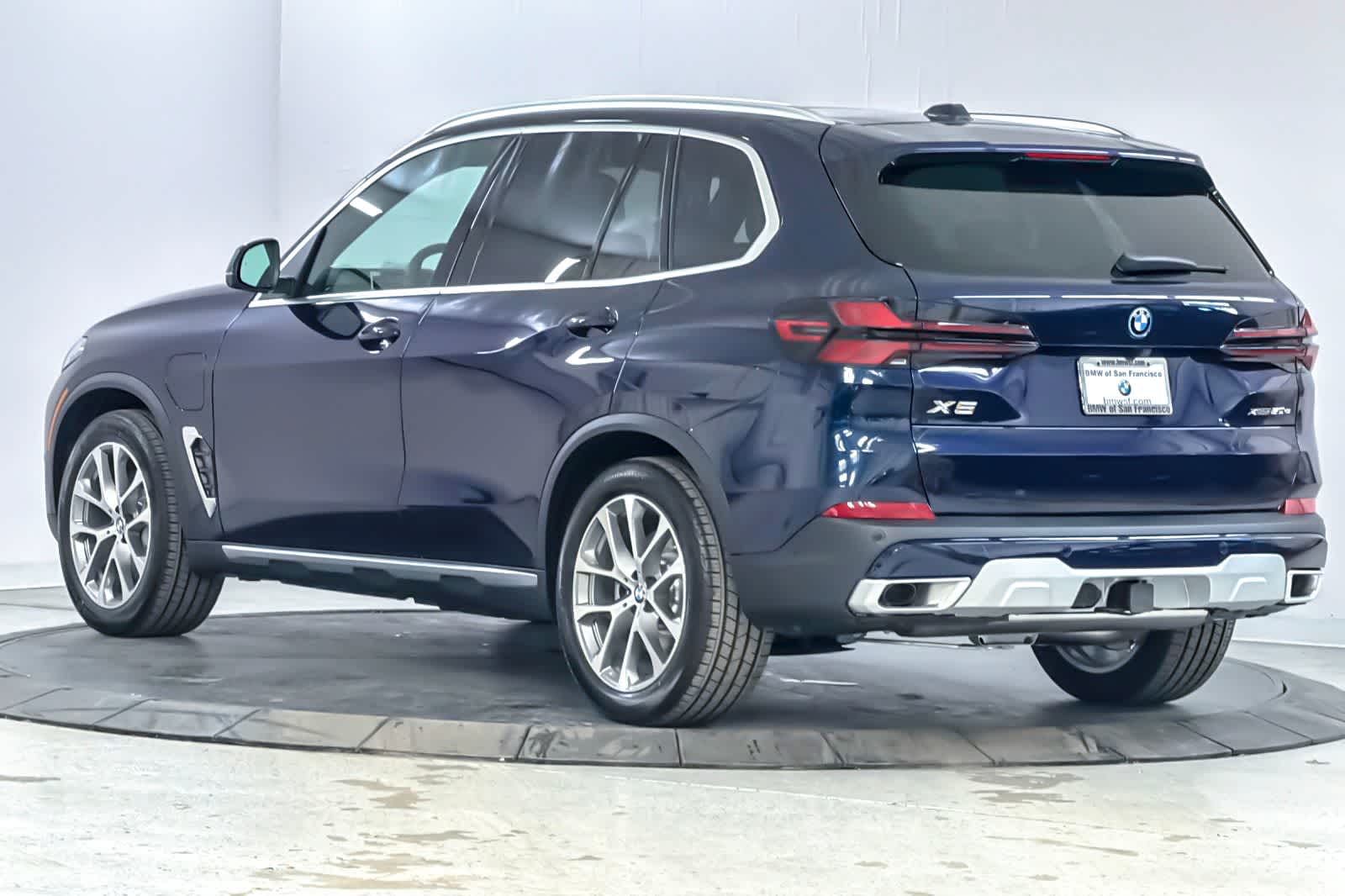 Thumbnail: 2026 BMW X5 - 6
