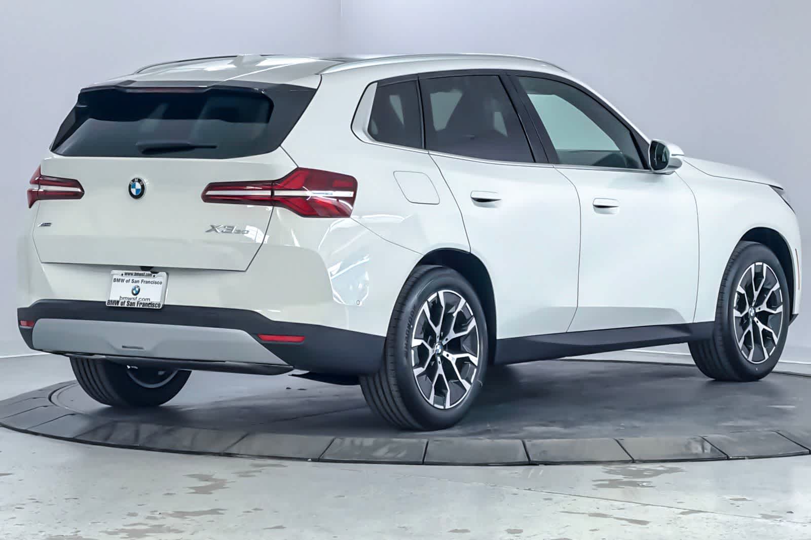 Thumbnail: 2026 BMW X3 - 2