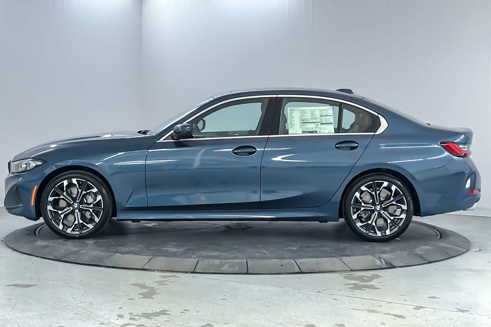 Thumbnail: 2026 BMW 3 Series - 5