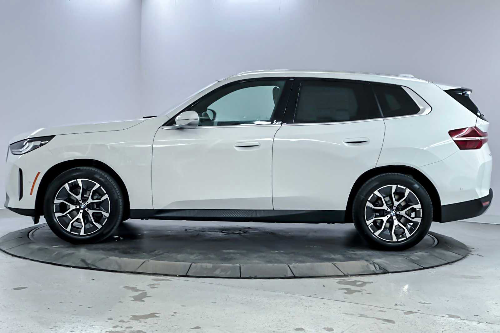 Thumbnail: 2026 BMW X3 - 5