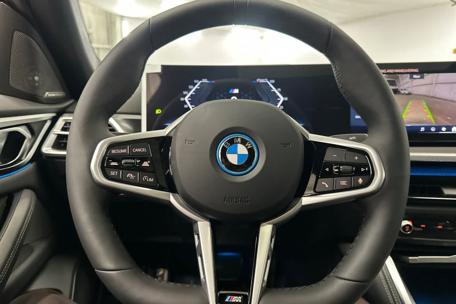Thumbnail: 2025 BMW i4 - 22