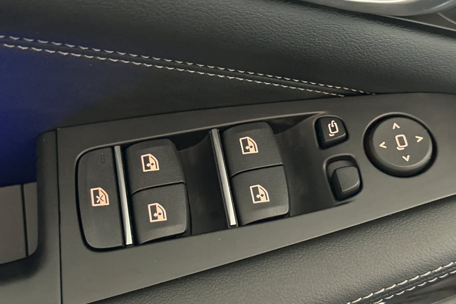 Thumbnail: 2026 BMW X5 - 13