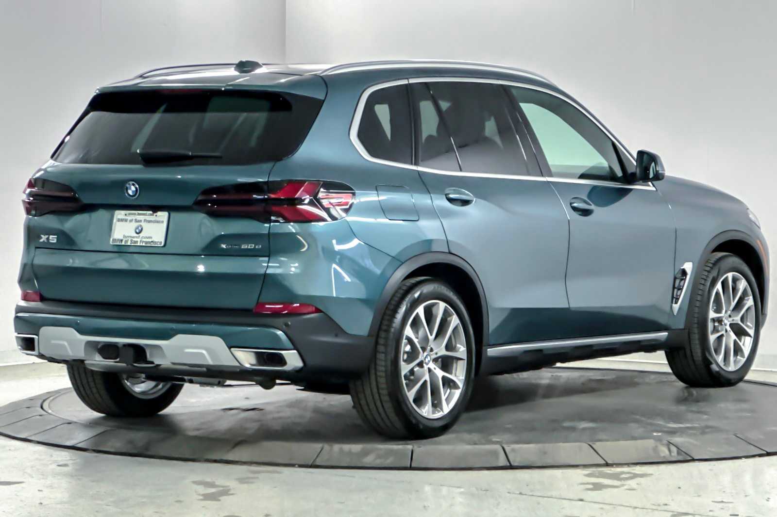 Thumbnail: 2026 BMW X5 - 2