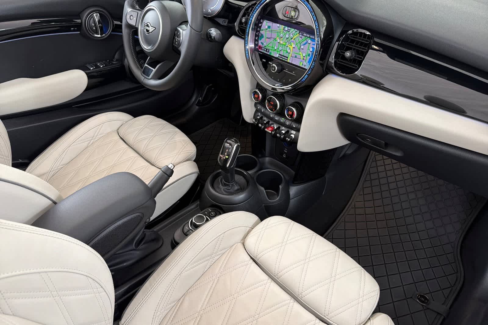 Thumbnail: 2023 MINI Cooper Convertible - 18