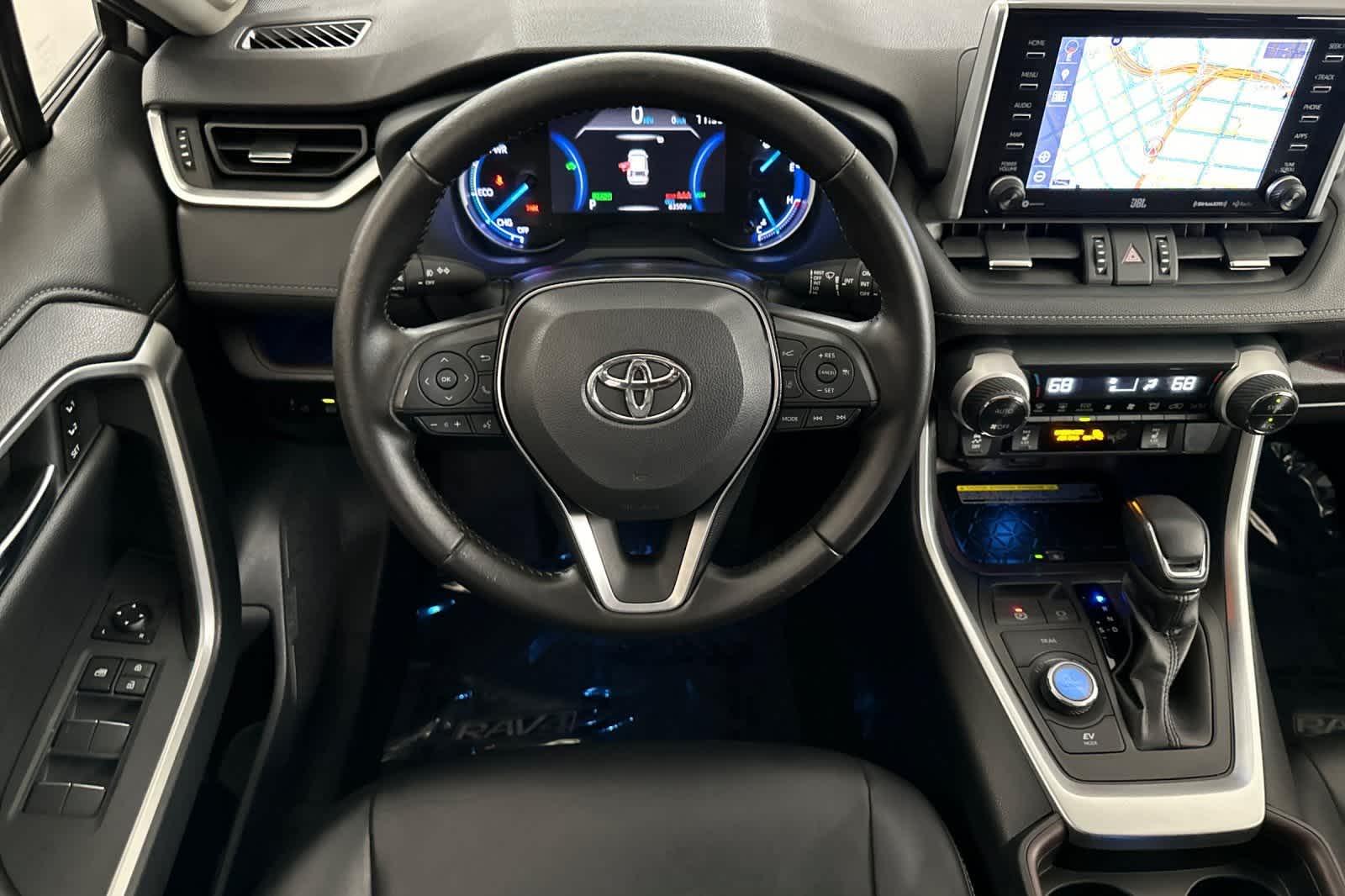 Thumbnail: 2019 Toyota RAV4 - 14