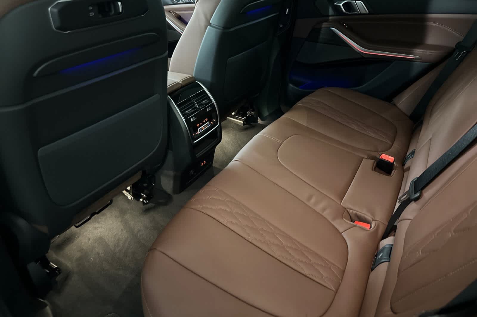 Thumbnail: 2026 BMW X5 - 4