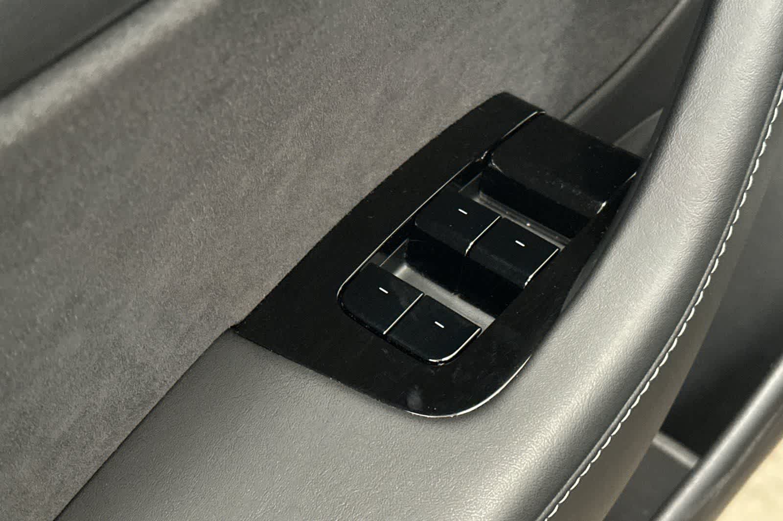 Thumbnail: 2018 Tesla Model 3 - 13