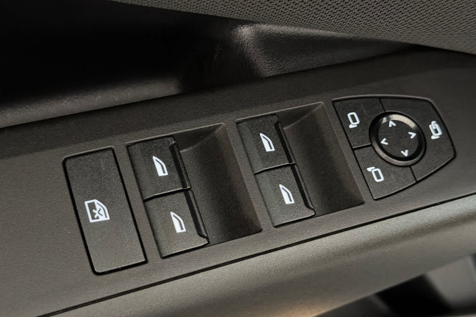 Thumbnail: 2025 BMW X3 - 13