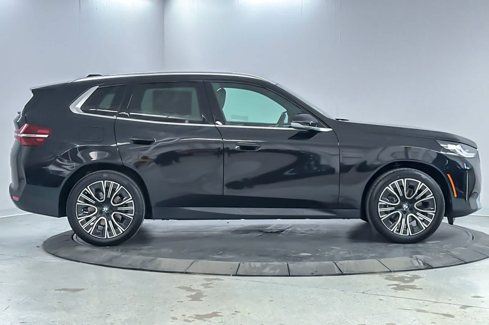 Thumbnail: 2026 BMW X3 - 8