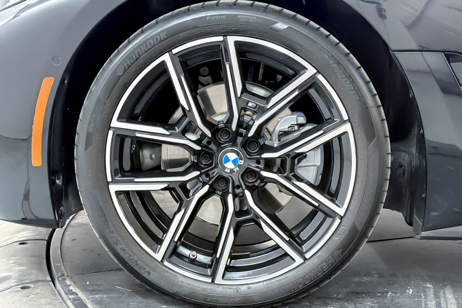 Thumbnail: 2023 BMW 4 Series - 26