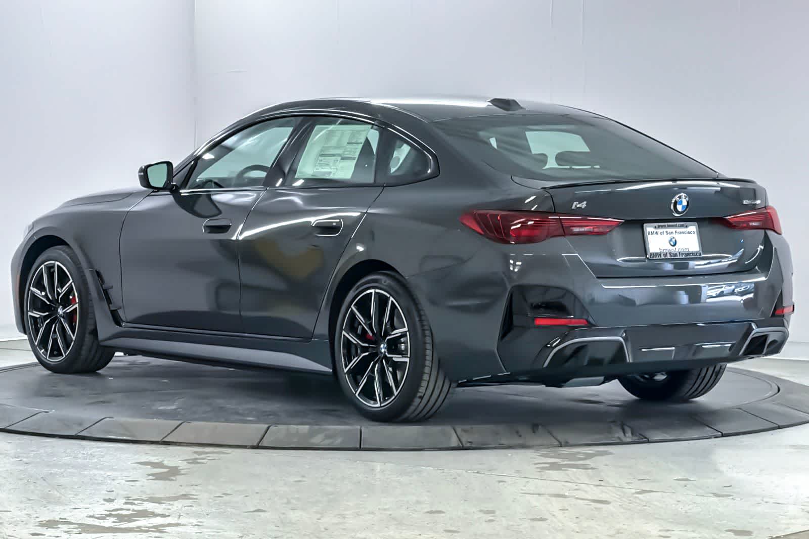 Thumbnail: 2026 BMW i4 - 6
