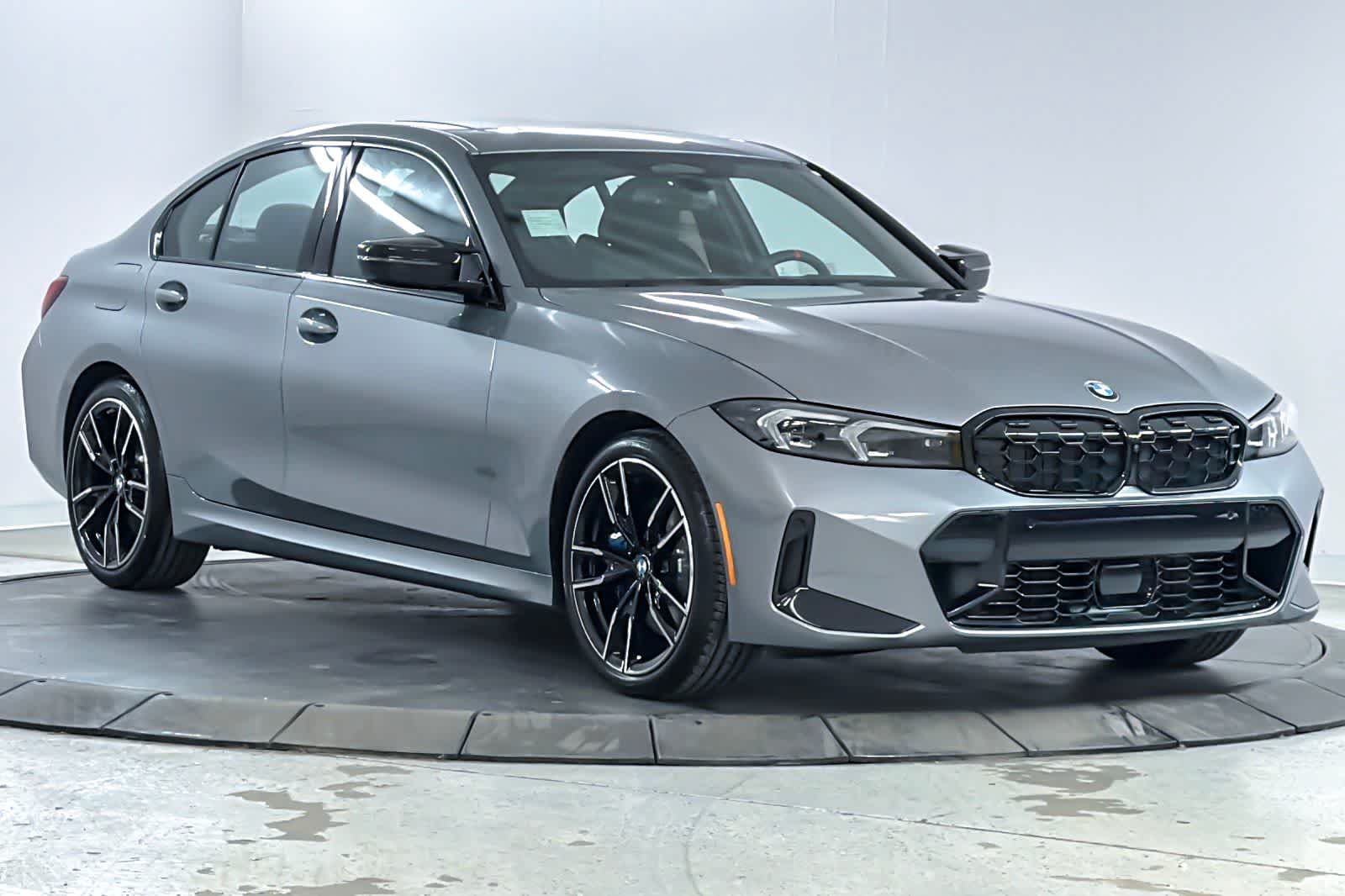 Thumbnail: 2026 BMW 3 Series - 9