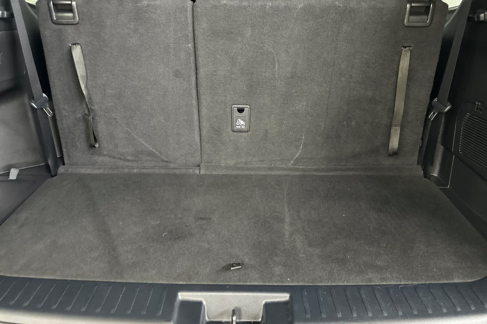 Thumbnail: 2022 Toyota Highlander - 15