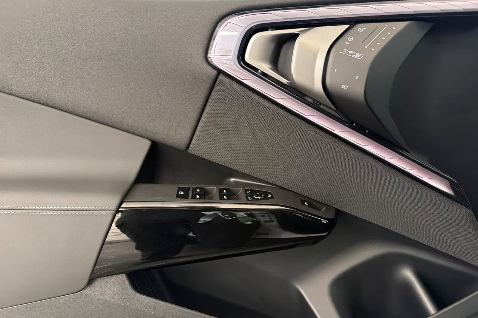 Thumbnail: 2026 BMW X3 - 12