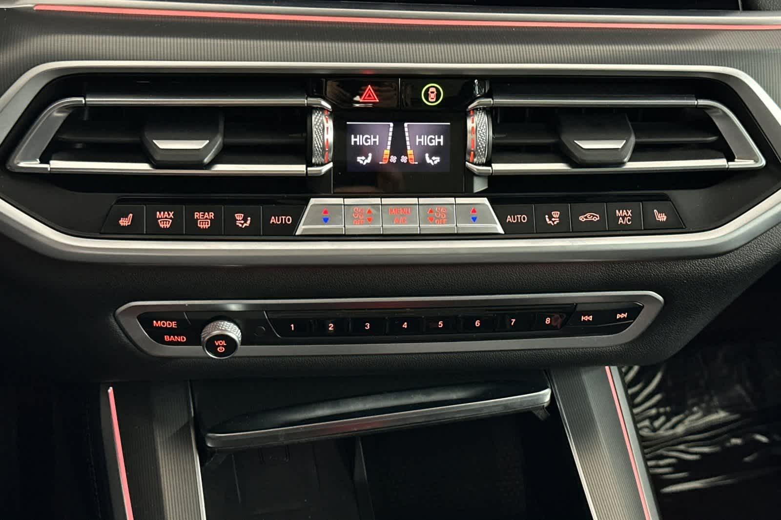 Thumbnail: 2023 BMW X5 - 21