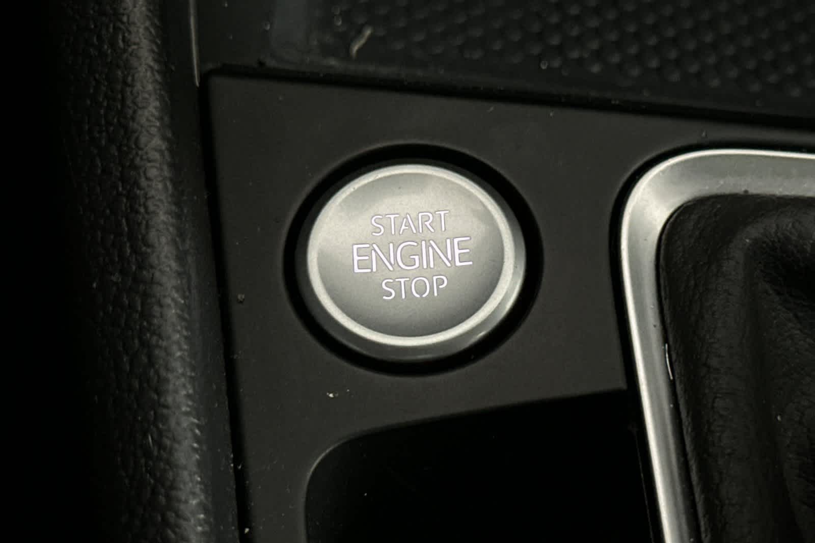 Thumbnail: 2022 Volkswagen Jetta - 21