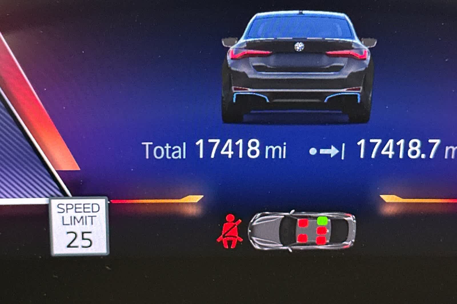 Thumbnail: 2023 BMW i4 - 25
