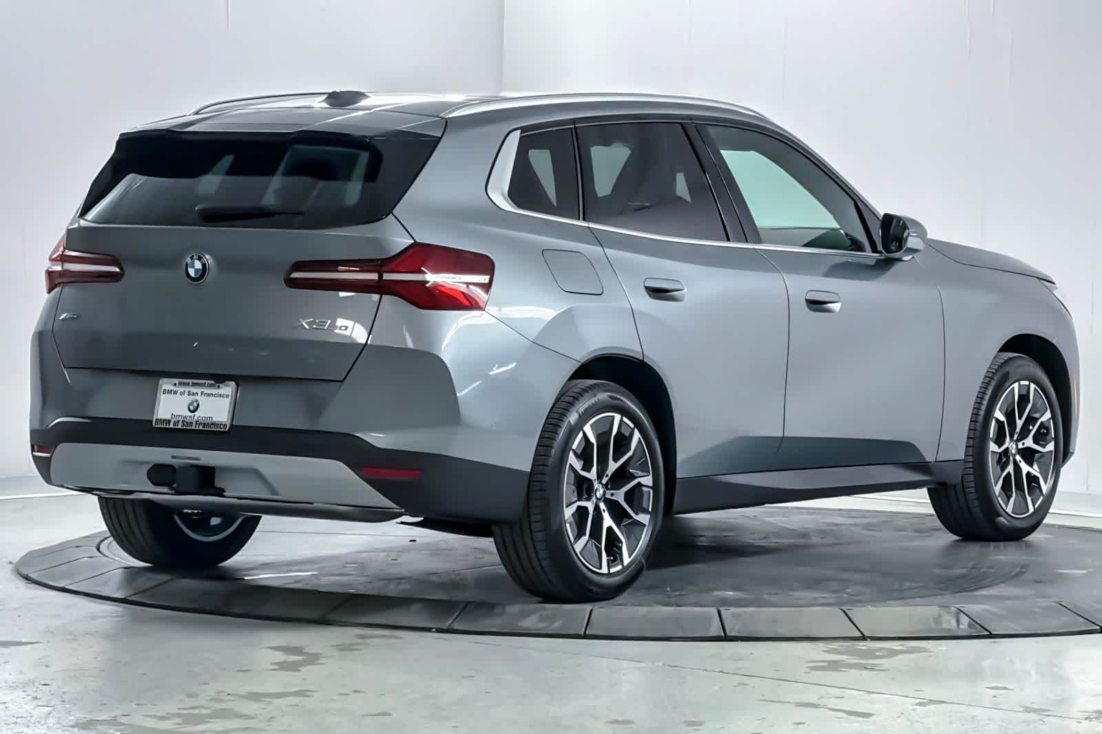 Thumbnail: 2026 BMW X3 - 2