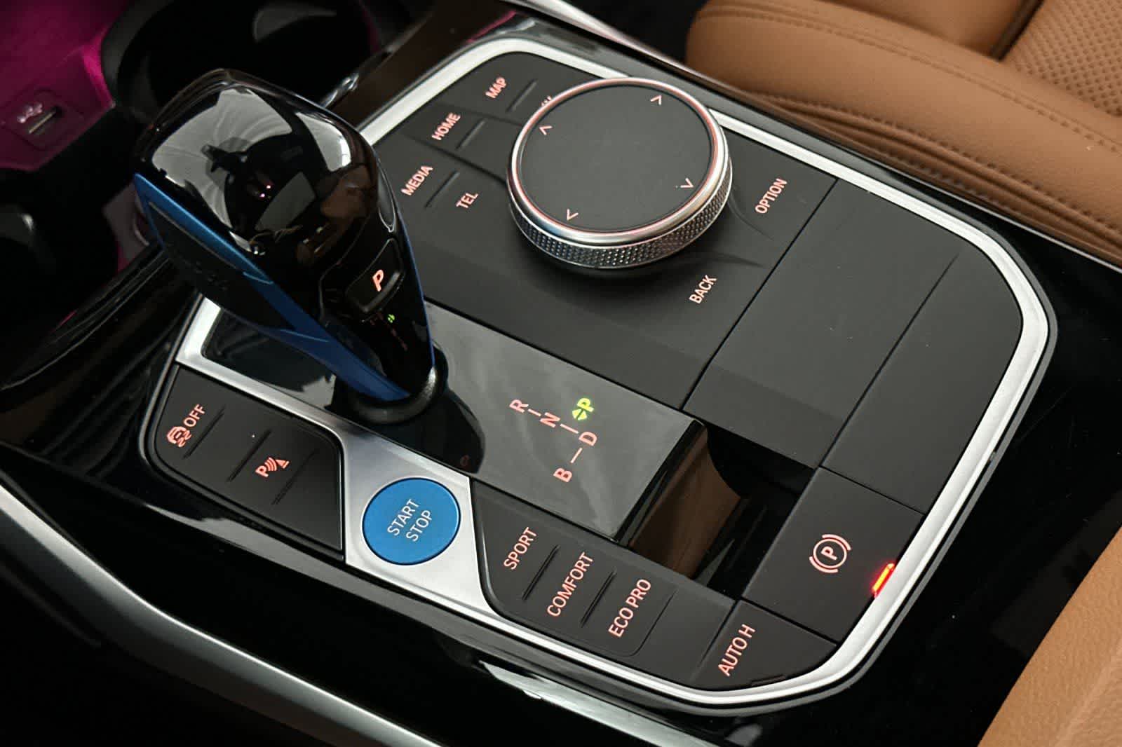 Thumbnail: 2023 BMW i4 - 21