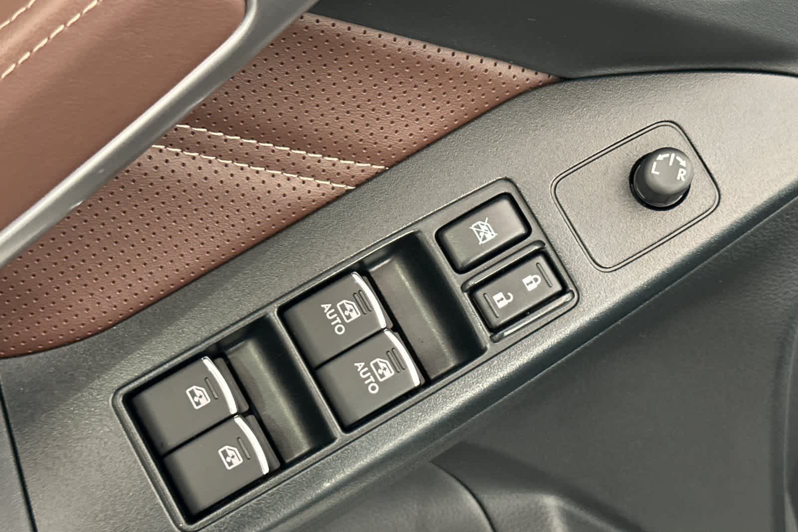 Thumbnail: 2017 Subaru Forester - 13